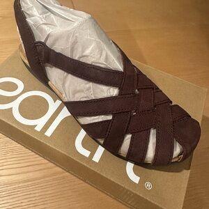 Earth Women's Dark Brown Strappy Sandals